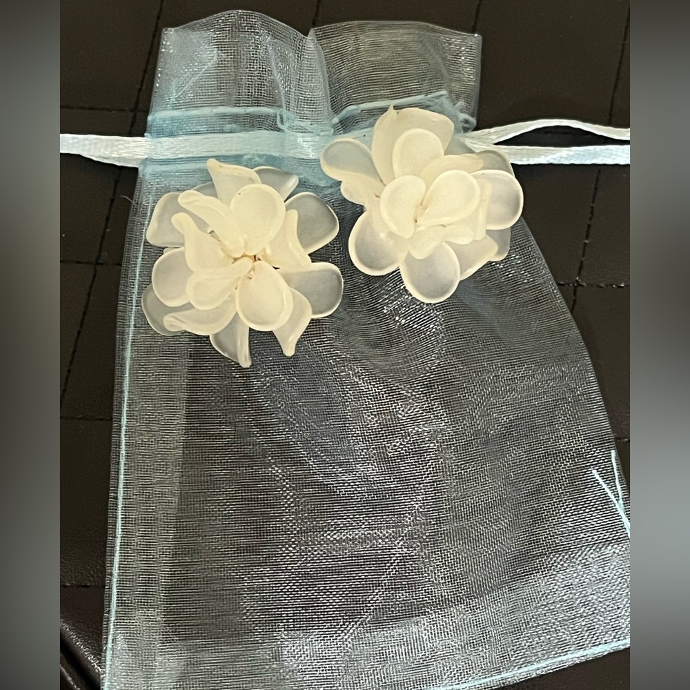 Sterling Silver White Flower Petal Stud Earrings